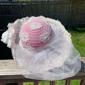Vintage Kentucky Derby Lace Floral Hat White Vintage | Accessories | Vintage Kentucky Derby Lace Floral  main image 2
